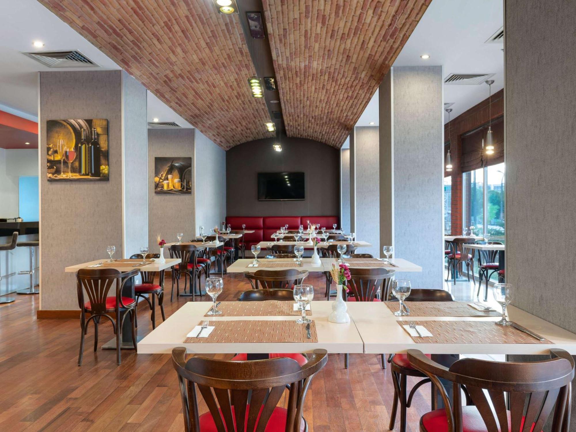 Ibis Eskisehir Bagian luar foto